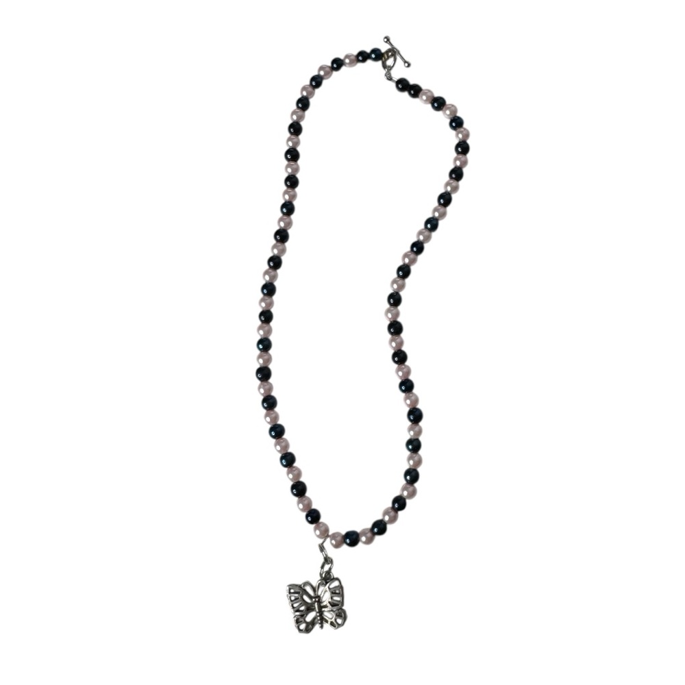 Vintage Y2K Beaded Butterfly Pendant Necklace